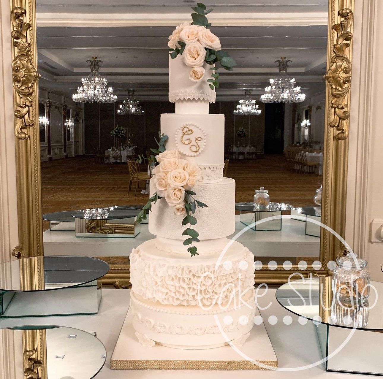 Pasteles de Boda y XV Años